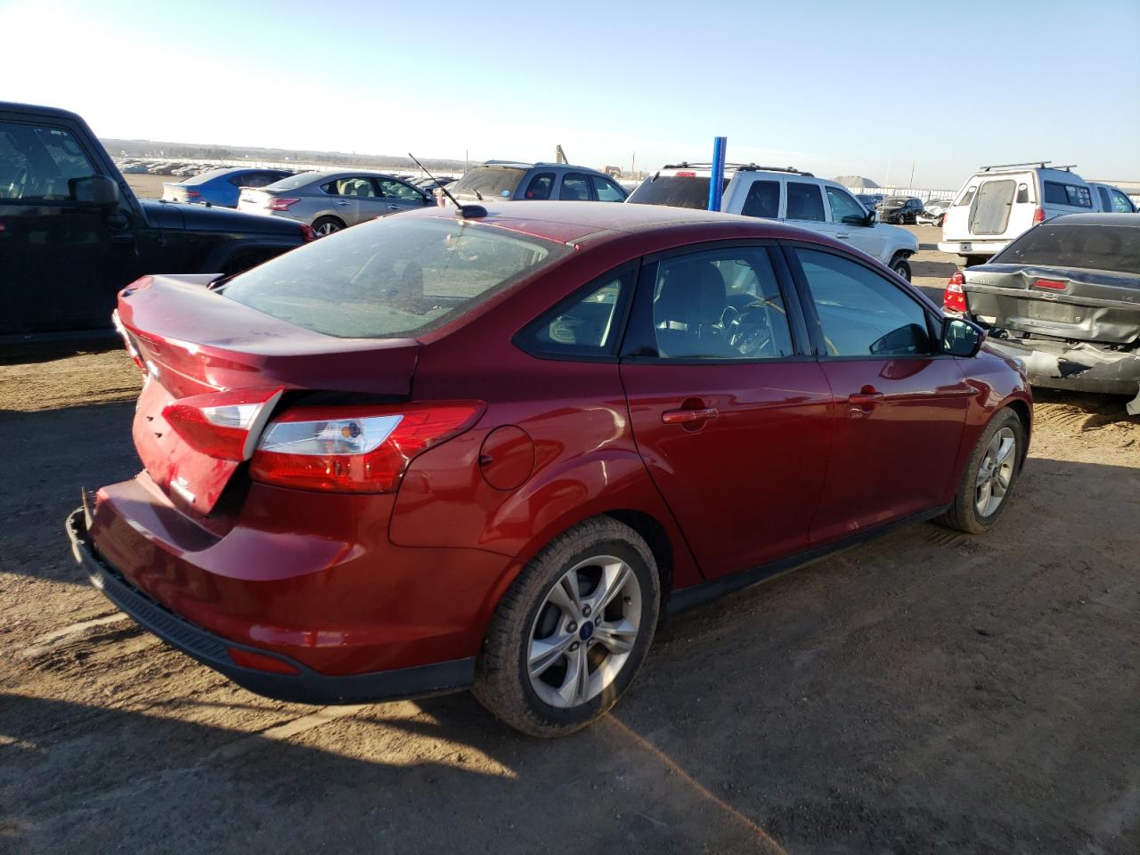 Photo 2 VIN: 1FADP3F25EL457969 - FORD FOCUS 