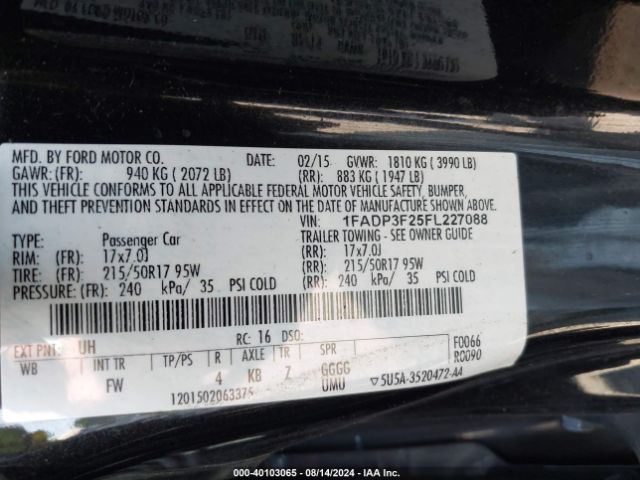 Photo 8 VIN: 1FADP3F25FL227088 - FORD FOCUS 