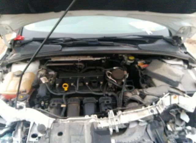 Photo 9 VIN: 1FADP3F25FL347988 - FORD FOCUS 