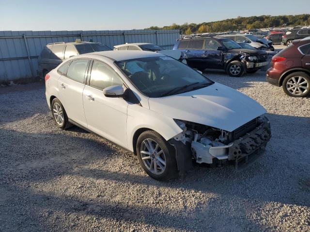 Photo 3 VIN: 1FADP3F25FL364810 - FORD FOCUS SE 