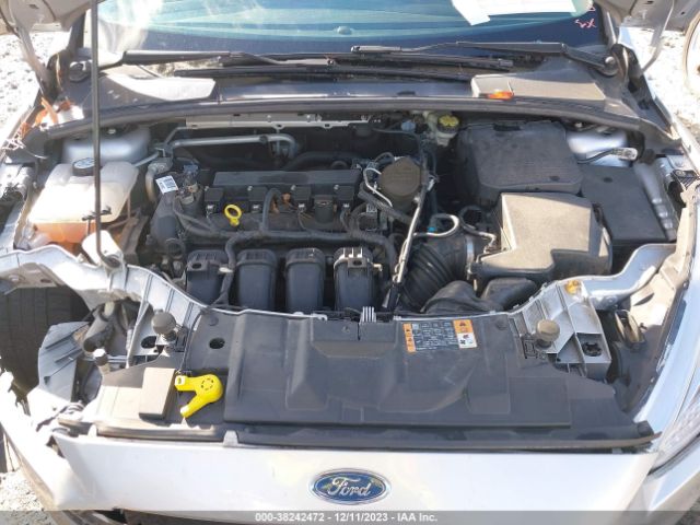 Photo 9 VIN: 1FADP3F25GL230879 - FORD FOCUS 