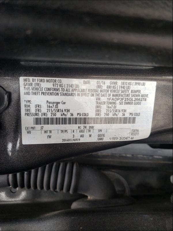 Photo 9 VIN: 1FADP3F25GL266278 - FORD FOCUS SE 