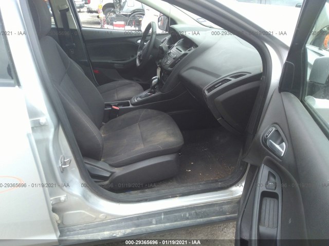 Photo 4 VIN: 1FADP3F25GL290399 - FORD FOCUS 