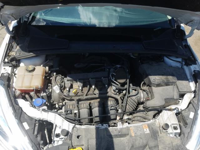 Photo 6 VIN: 1FADP3F25GL305502 - FORD FOCUS 