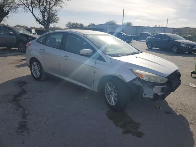 Photo 3 VIN: 1FADP3F25GL323871 - FORD FOCUS 