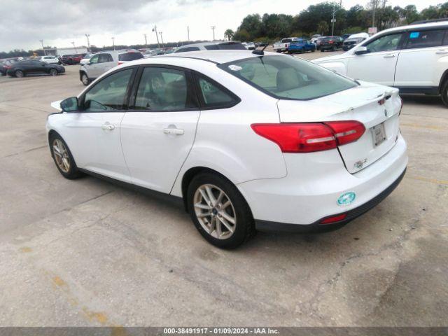 Photo 2 VIN: 1FADP3F25GL338340 - FORD FOCUS 