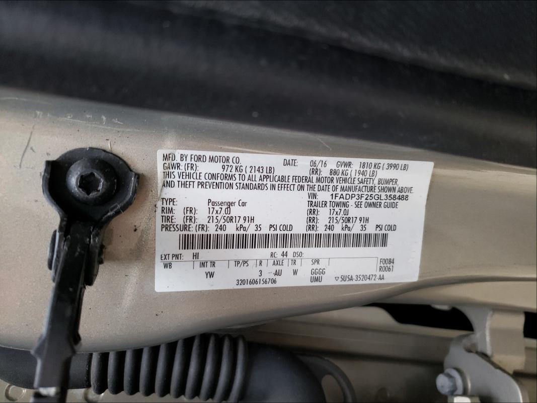 Photo 9 VIN: 1FADP3F25GL358488 - FORD FOCUS SE 