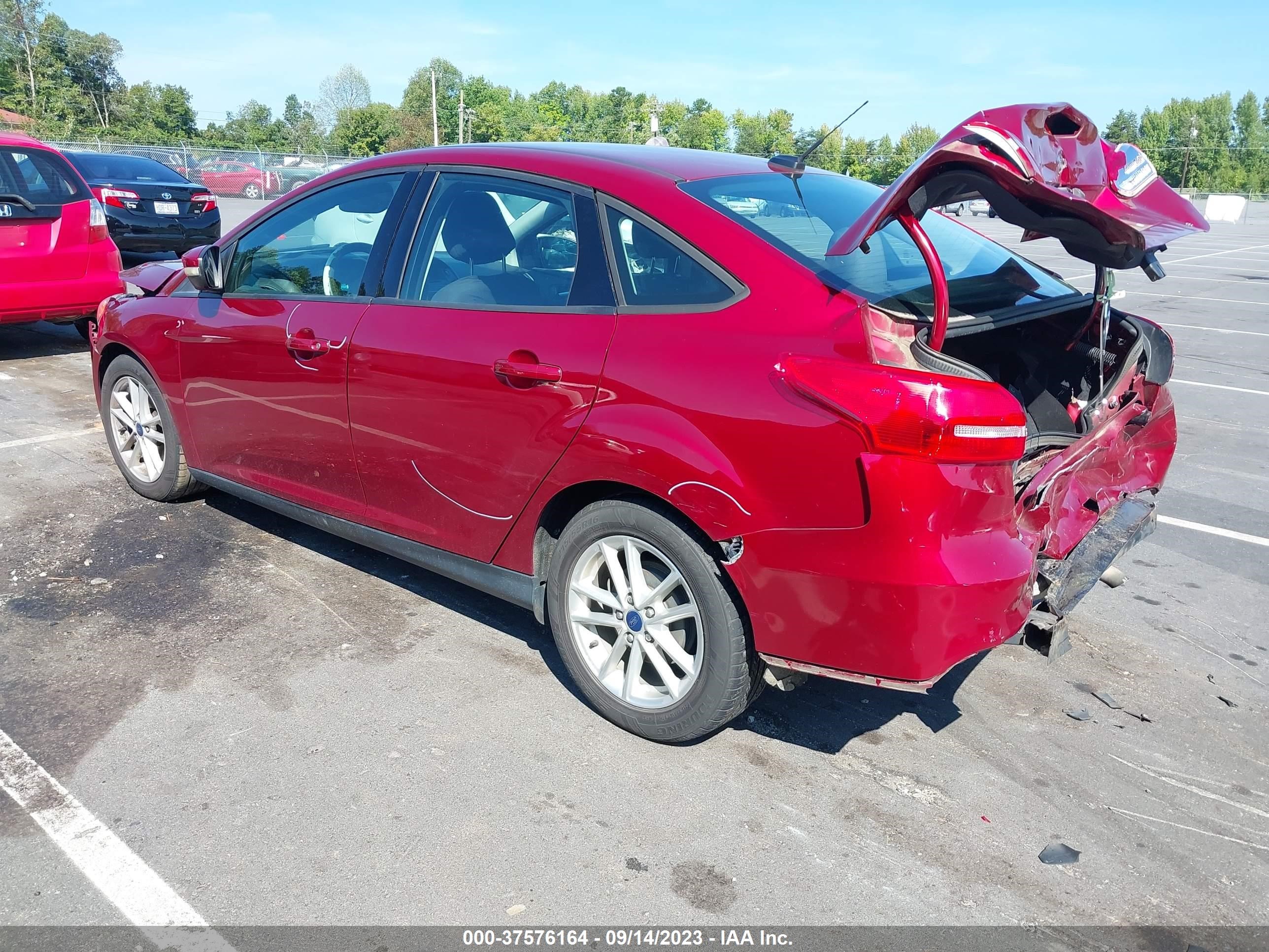 Photo 2 VIN: 1FADP3F25HL209029 - FORD FOCUS 