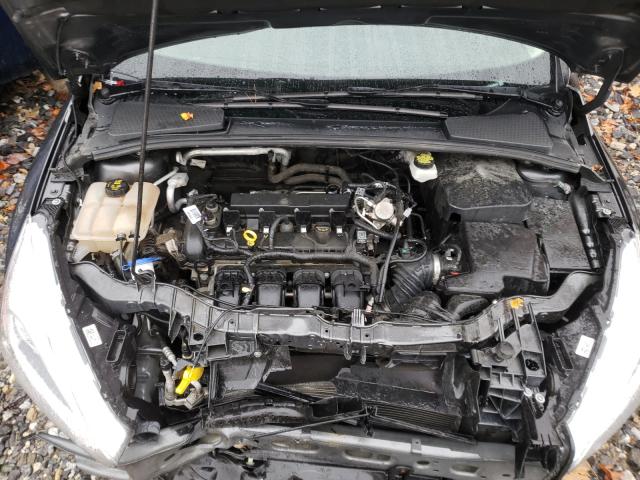 Photo 6 VIN: 1FADP3F25HL215543 - FORD FOCUS SE 