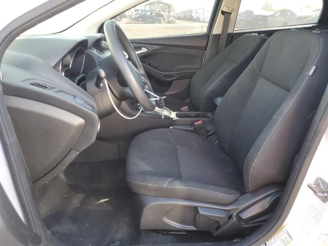 Photo 6 VIN: 1FADP3F25HL267674 - FORD FOCUS SE 