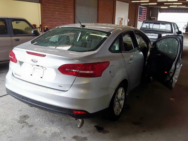 Photo 3 VIN: 1FADP3F25HL285673 - FORD FOCUS SE 