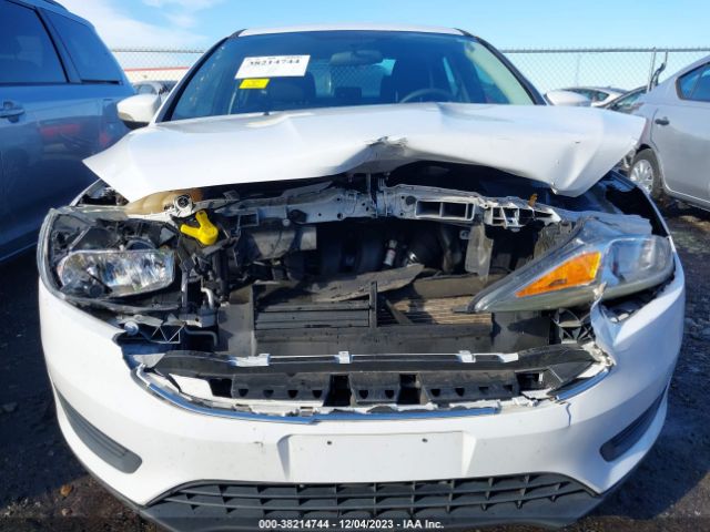 Photo 5 VIN: 1FADP3F25HL288573 - FORD FOCUS 