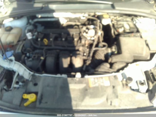 Photo 9 VIN: 1FADP3F25HL321605 - FORD FOCUS 