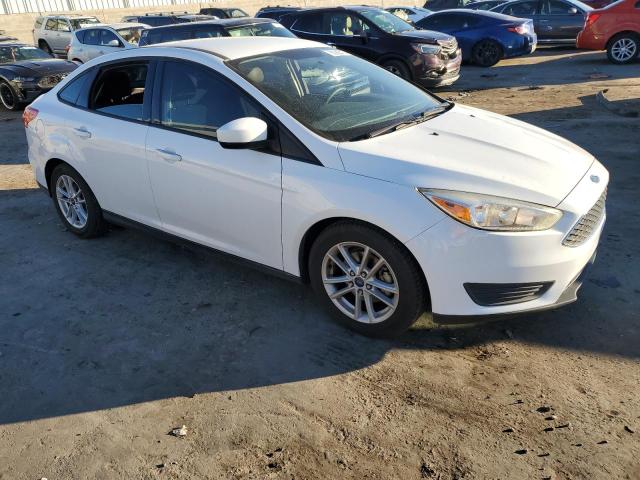 Photo 3 VIN: 1FADP3F25JL230243 - FORD FOCUS SE 