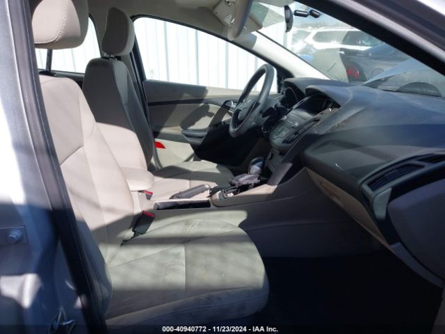 Photo 4 VIN: 1FADP3F25JL256101 - FORD FOCUS 