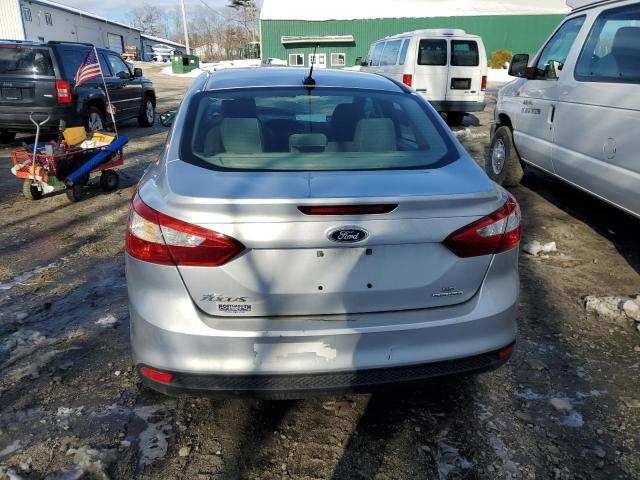 Photo 5 VIN: 1FADP3F26DL110844 - FORD FOCUS SE 