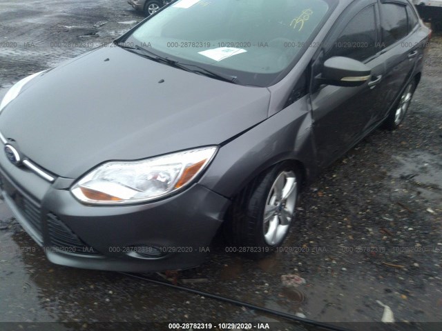 Photo 5 VIN: 1FADP3F26DL149661 - FORD FOCUS 