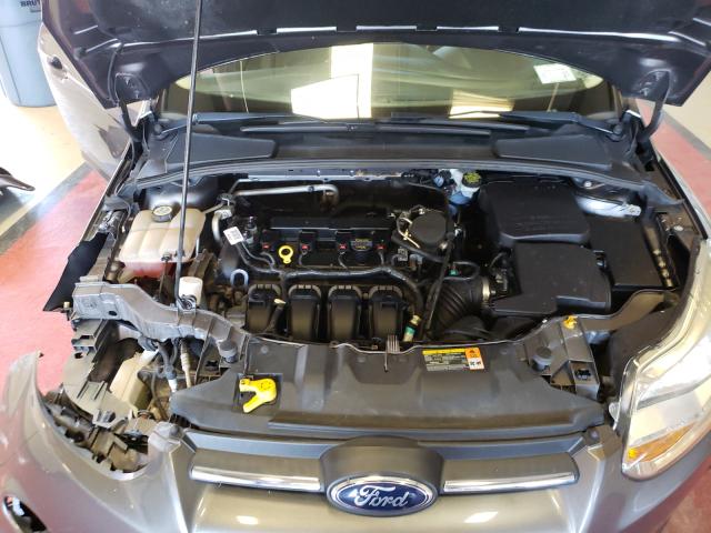 Photo 6 VIN: 1FADP3F26DL180392 - FORD FOCUS 