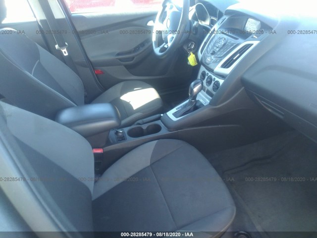 Photo 4 VIN: 1FADP3F26DL226139 - FORD FOCUS 