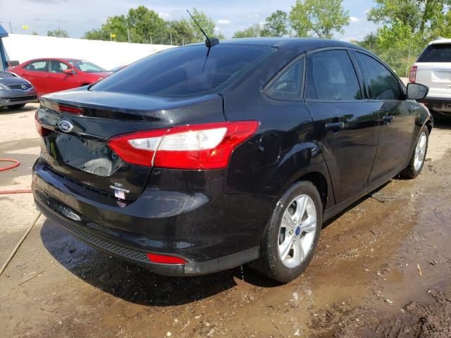 Photo 2 VIN: 1FADP3F26DL300675 - FORD FOCUS SE 