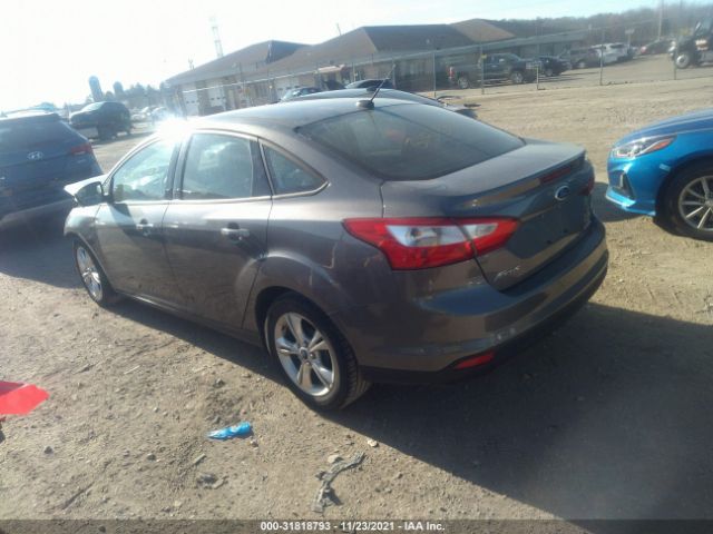 Photo 2 VIN: 1FADP3F26DL302880 - FORD FOCUS 