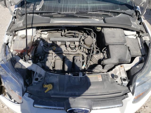 Photo 6 VIN: 1FADP3F26DL318772 - FORD FOCUS SE 