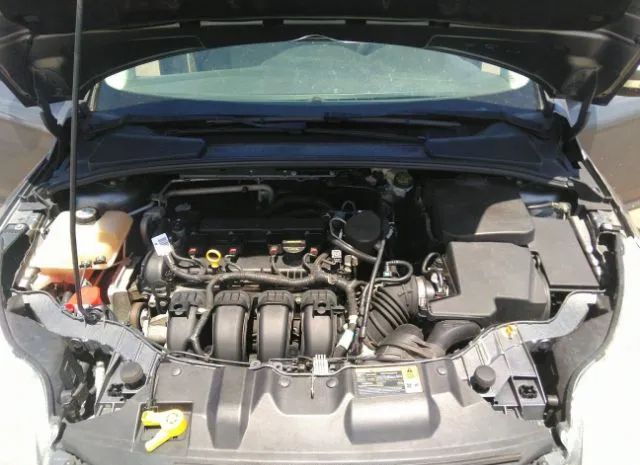 Photo 9 VIN: 1FADP3F26DL363761 - FORD FOCUS 