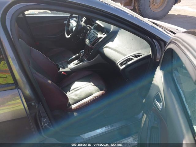 Photo 4 VIN: 1FADP3F26EL106553 - FORD FOCUS 