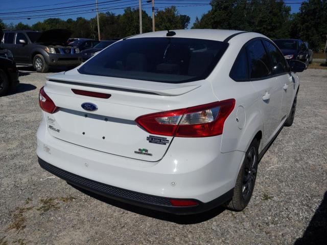 Photo 3 VIN: 1FADP3F26EL113387 - FORD FOCUS SE 