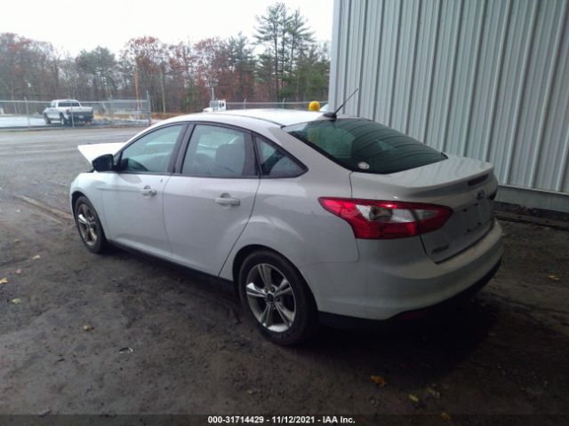 Photo 2 VIN: 1FADP3F26EL164372 - FORD FOCUS 