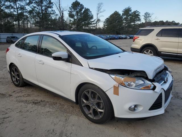 Photo 3 VIN: 1FADP3F26EL234159 - FORD FOCUS 