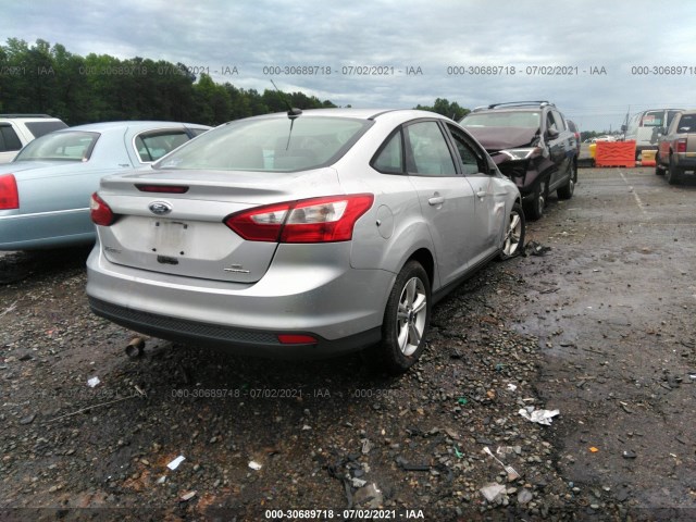 Photo 3 VIN: 1FADP3F26EL243881 - FORD FOCUS 