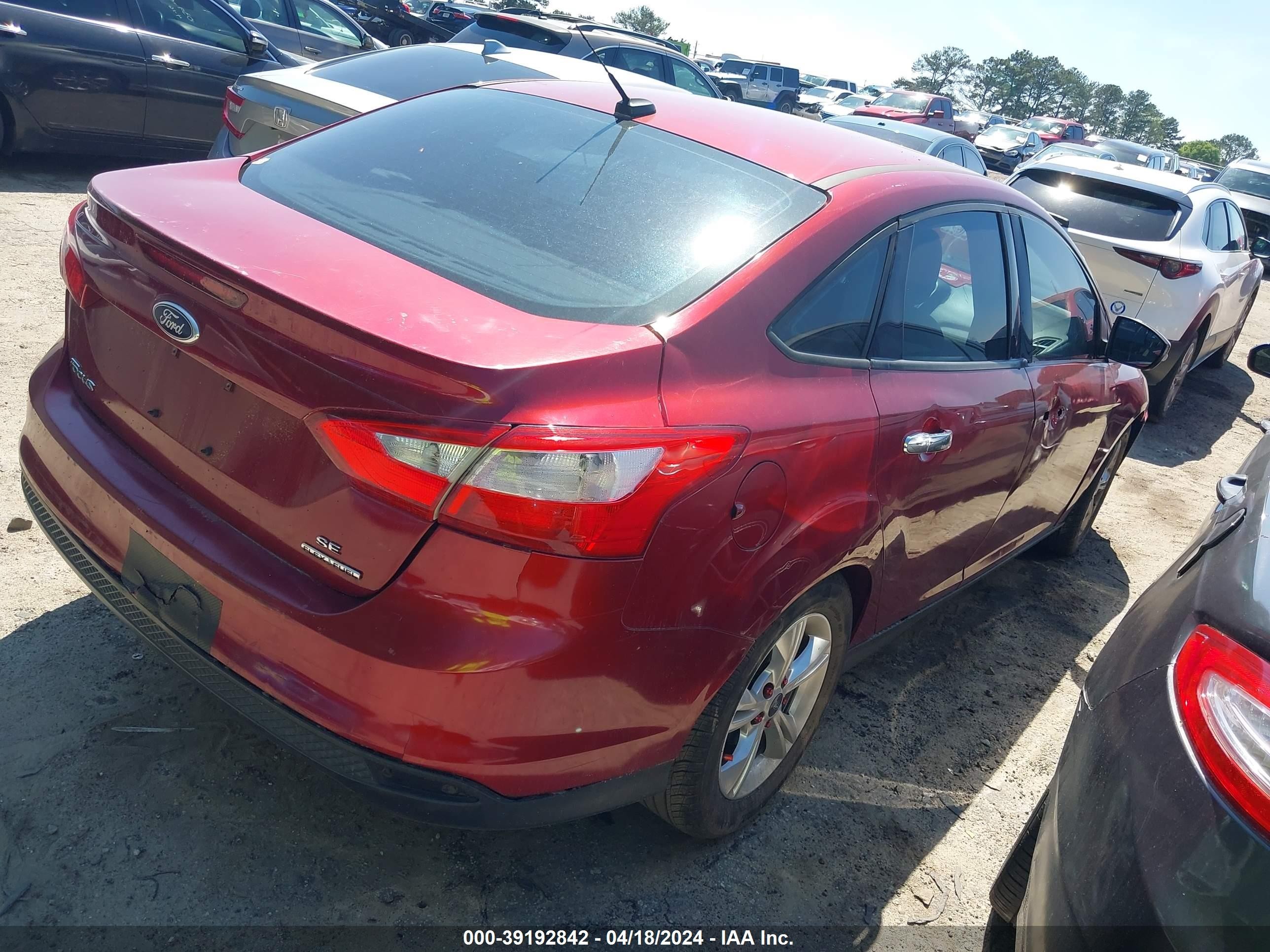 Photo 3 VIN: 1FADP3F26EL249521 - FORD FOCUS 