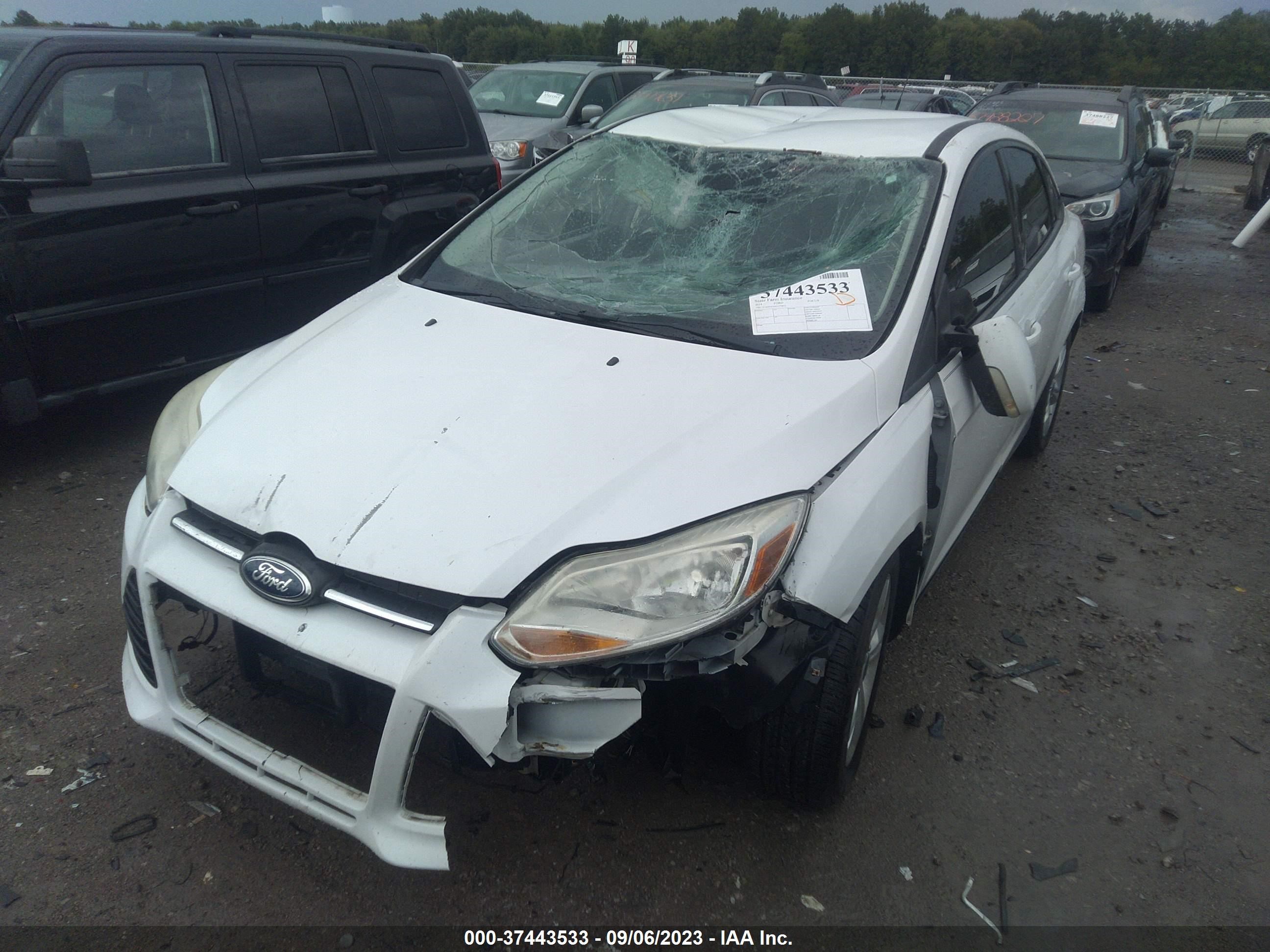 Photo 5 VIN: 1FADP3F26EL270854 - FORD FOCUS 