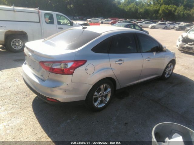 Photo 3 VIN: 1FADP3F26EL335735 - FORD FOCUS 