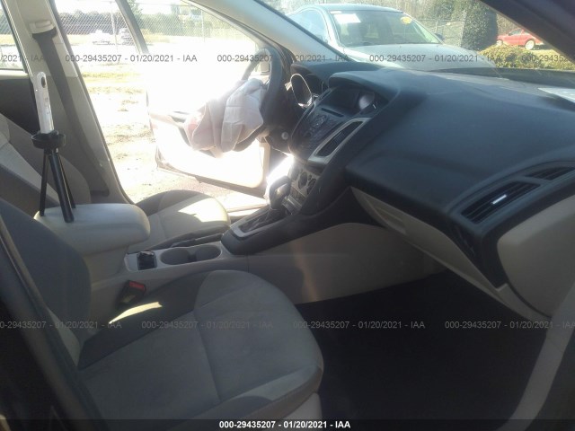 Photo 4 VIN: 1FADP3F26EL402740 - FORD FOCUS 