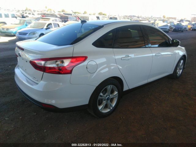 Photo 3 VIN: 1FADP3F26EL453770 - FORD FOCUS 