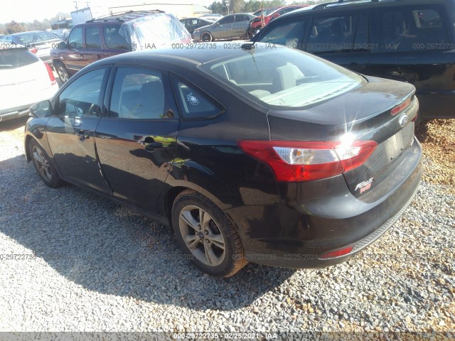 Photo 2 VIN: 1FADP3F26EL457558 - FORD FOCUS 