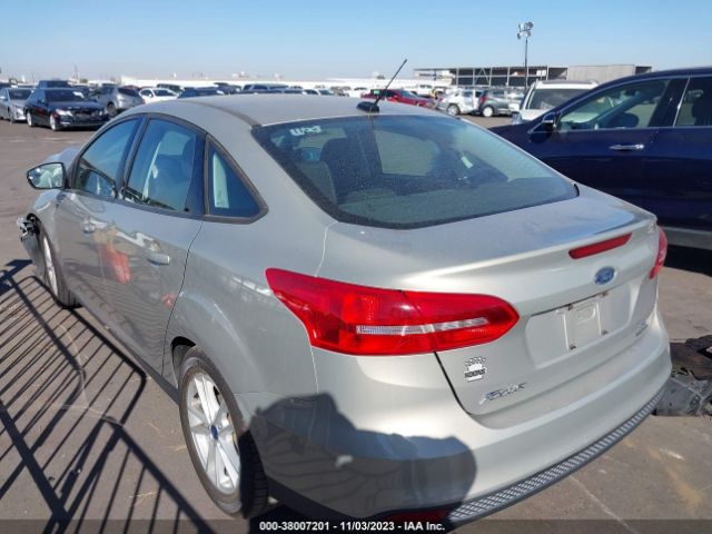 Photo 2 VIN: 1FADP3F26FL209389 - FORD FOCUS 