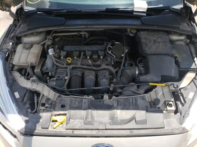 Photo 6 VIN: 1FADP3F26FL230467 - FORD FOCUS SE 