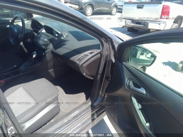 Photo 4 VIN: 1FADP3F26FL300694 - FORD FOCUS 