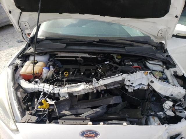 Photo 6 VIN: 1FADP3F26FL325451 - FORD FOCUS SE 