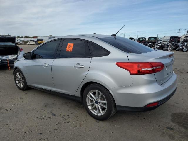 Photo 1 VIN: 1FADP3F26FL329581 - FORD FOCUS SE 