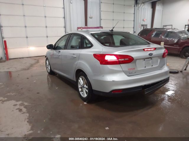 Photo 2 VIN: 1FADP3F26FL370227 - FORD FOCUS 