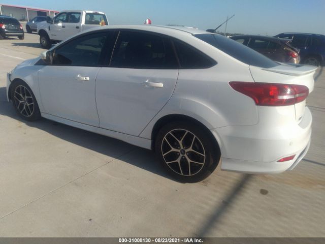 Photo 2 VIN: 1FADP3F26GL202752 - FORD FOCUS 