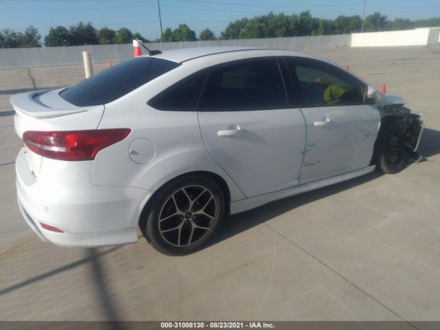 Photo 3 VIN: 1FADP3F26GL202752 - FORD FOCUS 