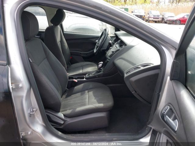 Photo 4 VIN: 1FADP3F26GL211161 - FORD FOCUS 