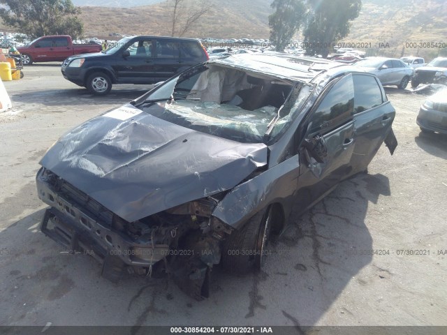 Photo 1 VIN: 1FADP3F26GL246749 - FORD FOCUS 