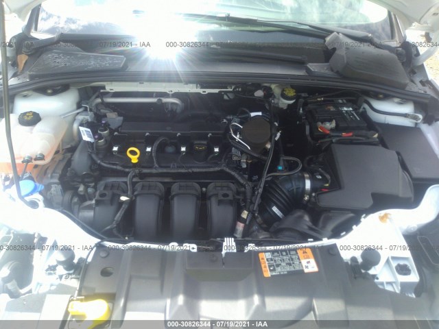 Photo 9 VIN: 1FADP3F26GL294915 - FORD FOCUS 