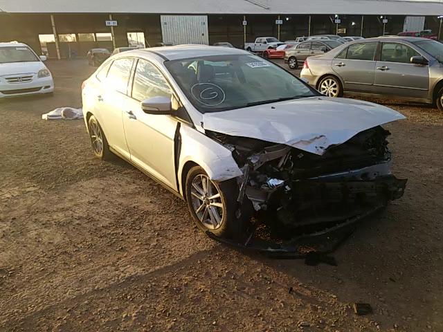 Photo 10 VIN: 1FADP3F26GL325144 - FORD FOCUS SE 